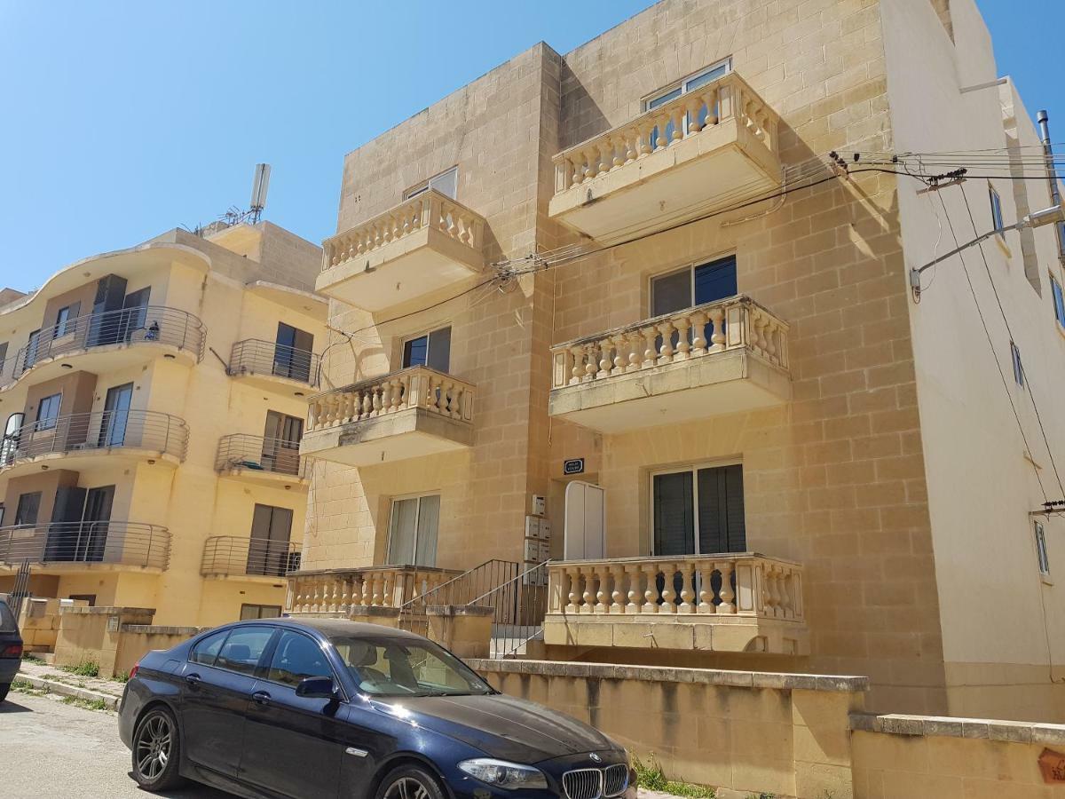 Palm Court Apartment Xlendi Exterior photo